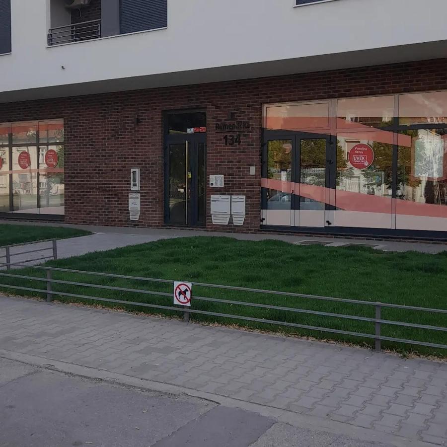 Apartment Rustik Novi Sad Eksteriør billede